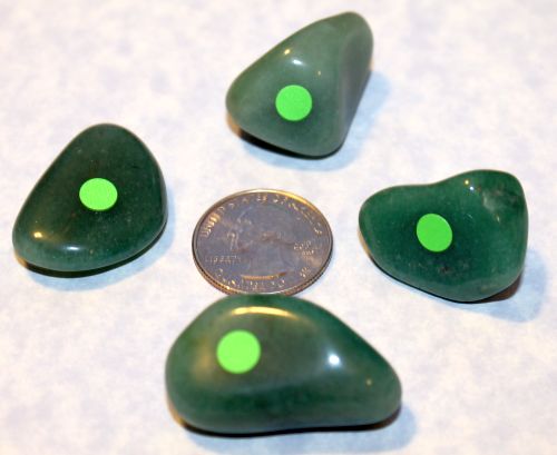 Aventurine Green Tumbled - 2 Medium (Green dot)
