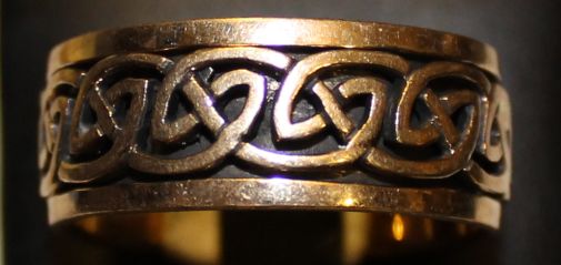Celtic Knot Work Spinner Ring (Bronze)