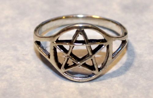 Pentacle Open Face and Side Medium (Sterling)