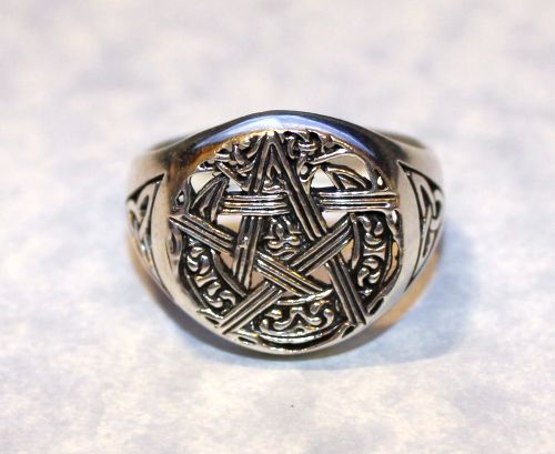 Pentagram (three branches) Cresent Moon Triquetra on Sides (Sterling)